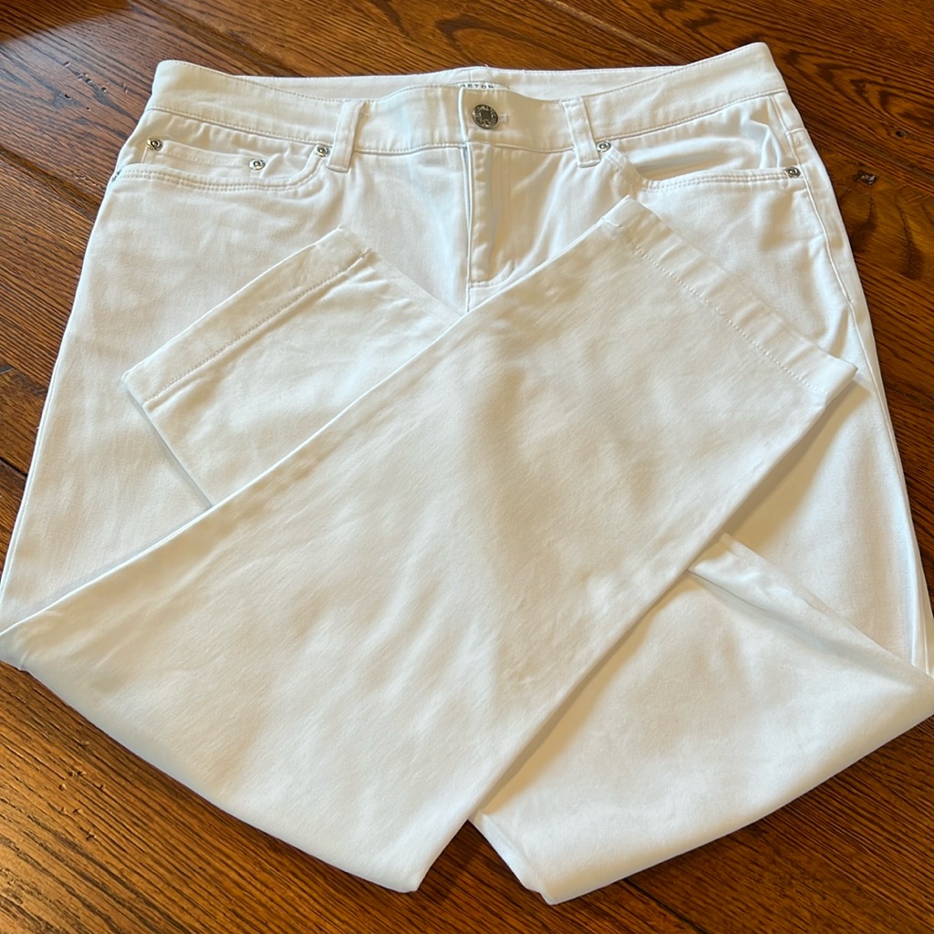 White Jones Pants Sz 6 Preowned